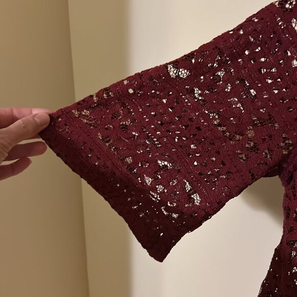 Loft Burgundy lace top XL - Picture 3 of 5
